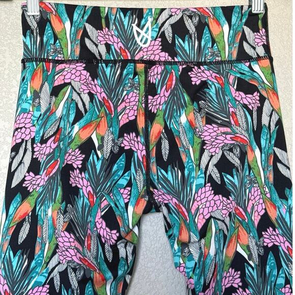 MINKPINK MOVE Women’s Leggings Size M Tropical Leaf Print High Waist Activewear - Picture 4 of 6